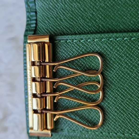 Louis Vuitton Forest Green Key Holder With Dust Bag Women's Wallet - Picture 3 of 12
